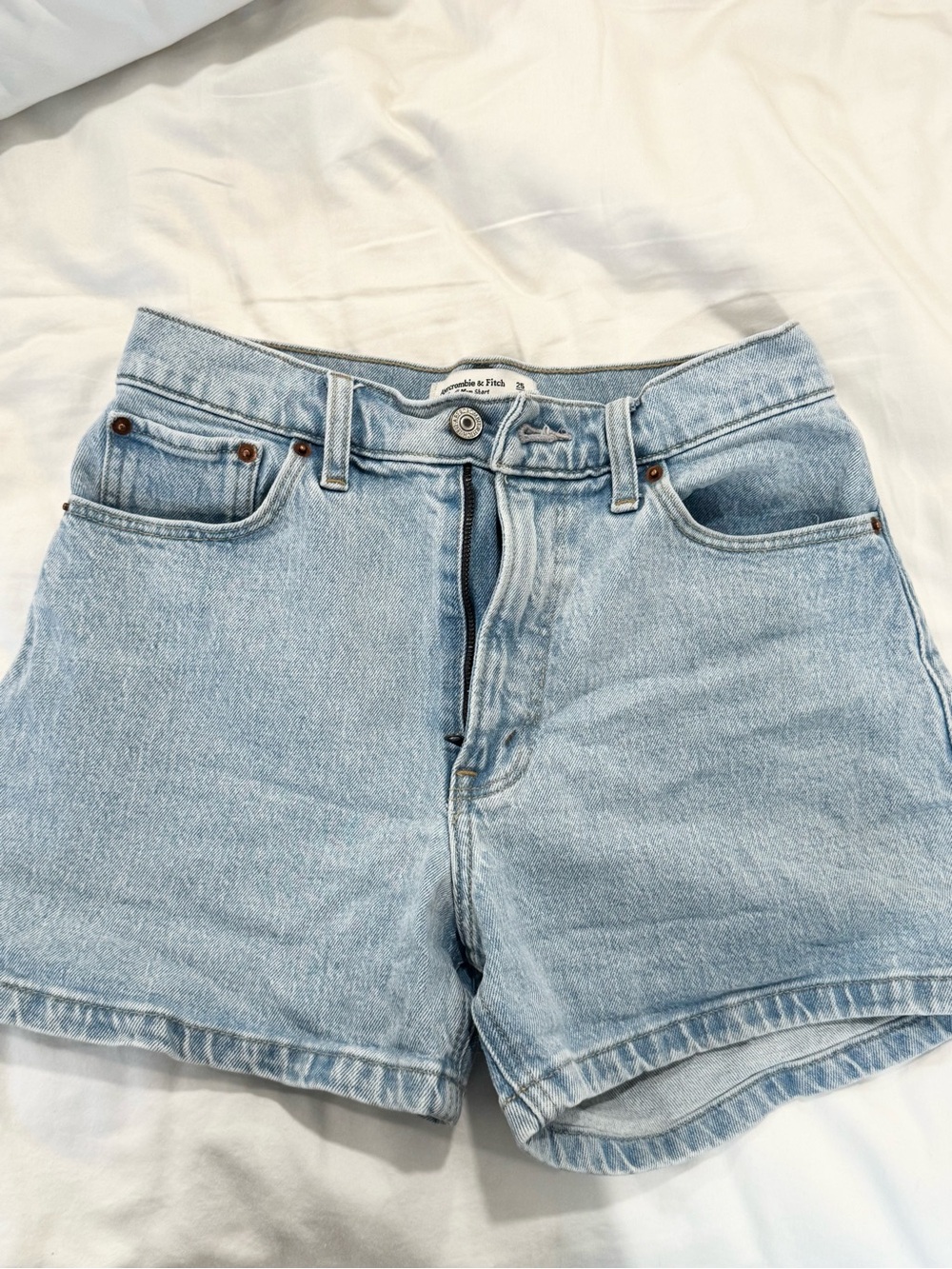 Abercrombie & Fitch High Rise Mom Short